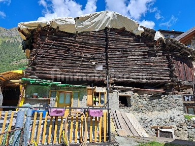Rustico, da ristrutturare, 340 m², Paquier, Valtournenche