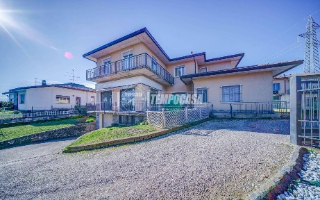 Villa unifamiliare via Piave, Caronno Varesino