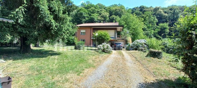 Villa unifamiliare via Pora, Cuvio