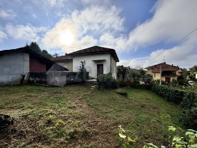 Villa bifamiliare via Roma, Centro, Casale Litta