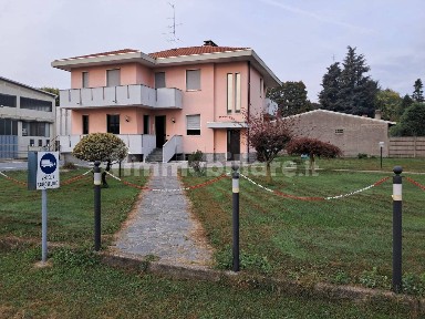 Villa unifamiliare via 4 Novembre 157, Solbiate Olona