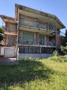 Villa bifamiliare via Roma 11, Gorla Maggiore
