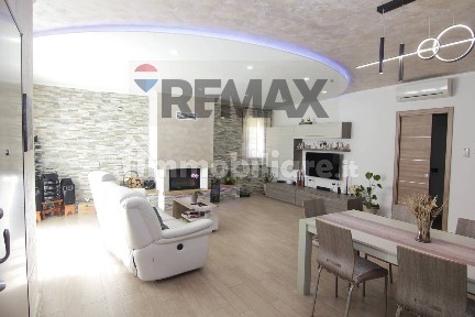 Villa unifamiliare via Pradaccio 44, Pradaccio, Cadegliano-Viconago
