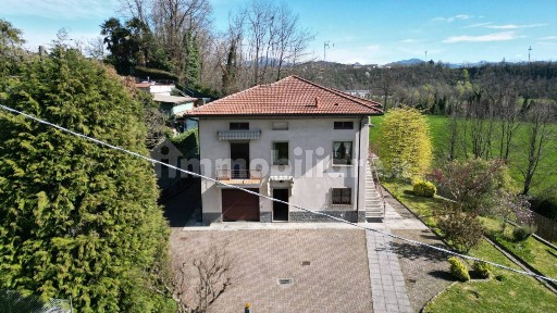 Villa unifamiliare via Francesco Baracca 3, Lozza