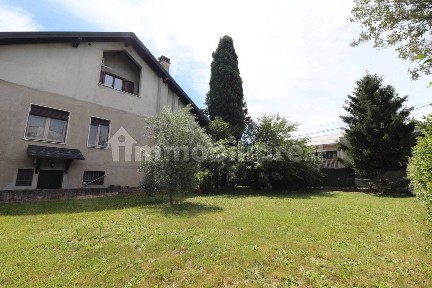 Villa unifamiliare via Gaetano Aspesi 160, Centro, Samarate