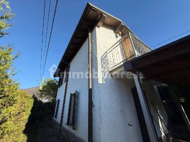 Villa all'asta via per Sarigo, Castelveccana