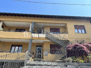 Villa plurifamiliare via 24 Maggio, Brenno Useria, Arcisate