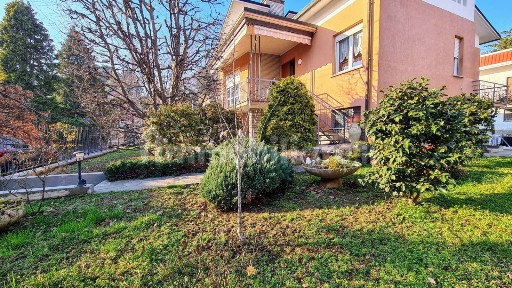 Villa unifamiliare via Armando Diaz 73, Centro, Cavaria con Premezzo