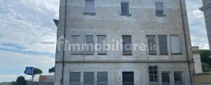 Magazzino all'asta via Zuccherificio, 15, Ravenna