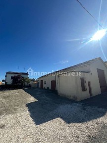 Magazzino - Deposito in Vendita