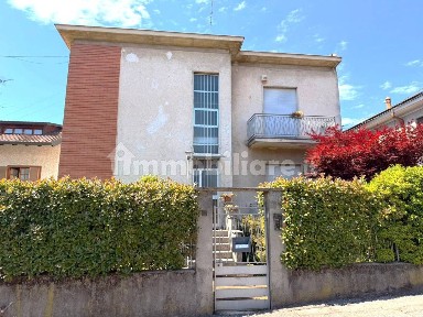 Villa bifamiliare via Grigne 25, Castellanza
