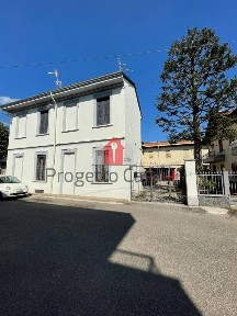 Villa bifamiliare via Tevere 4, Arnate, Gallarate