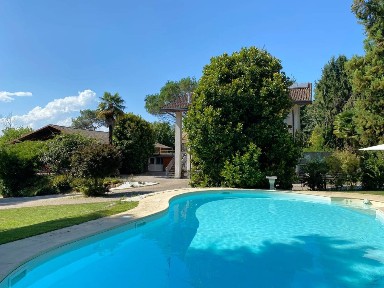 Villa plurifamiliare via Riviera, Lisanza, Sesto Calende