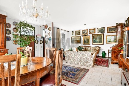 Villa unifamiliare via Ca\' Bianca 7, Santissimi Apostoli, Busto Arsizio