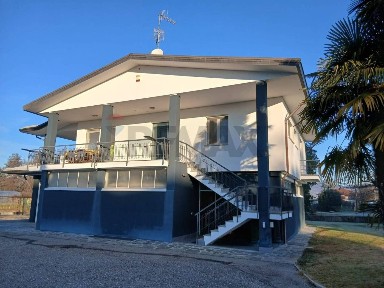 Villa unifamiliare via Motte 12/A, Centro, Sesto Calende