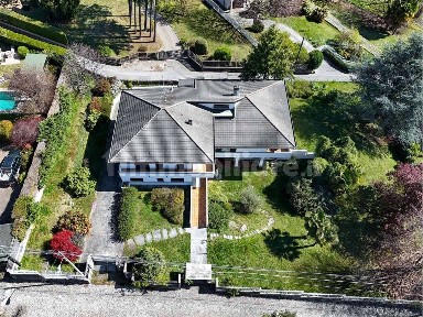 Villa unifamiliare via della Torre, 12, Centro, Vergiate