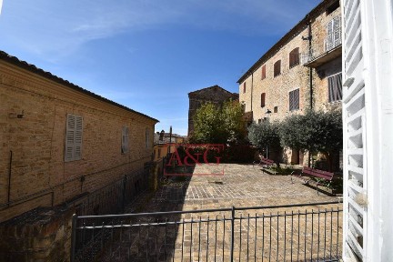 Terratetto unifamiliare via Giacomo Leopardi 23, Monte San Martino
