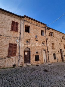 Terratetto unifamiliare via Giuseppe Mazzini, Centro, Corridonia