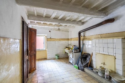 Terratetto plurifamiliare vicolo Orfanelli, Centro, Macerata