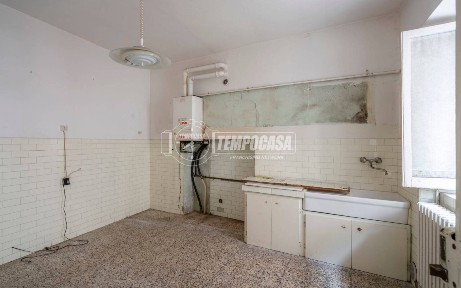 Terratetto unifamiliare vicolo Orto, Centro, Matelica