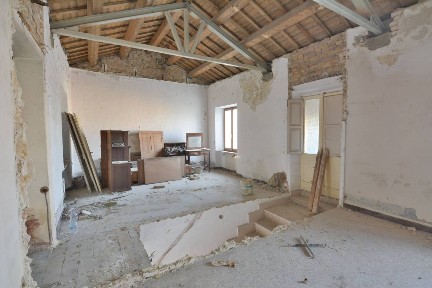 Terratetto unifamiliare via Castelfidardo 1, Centro, Recanati