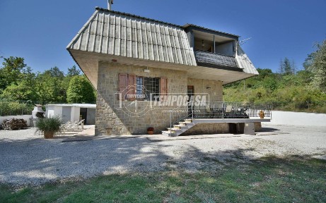 Terratetto unifamiliare Strada Castiglione Croce 20, Caldarola