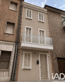 Terratetto unifamiliare via del Remo 22, Centro, Civitanova Marche