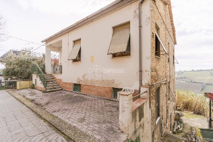 Terratetto unifamiliare viale della Repubblica, Civitanova Alta, Civitanova Marche