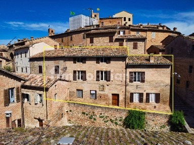 Terratetto unifamiliare via della Costa 58, Centro, Sarnano