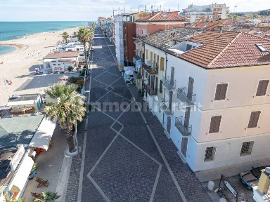 Terratetto unifamiliare via Giuseppe Garibaldi 19, Centro, Porto Recanati