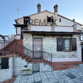 Terratetto unifamiliare Villa Pozzo 74, Pozzo, Cingoli