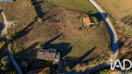 Terratetto unifamiliare via FIASTRA 32, Petriolo