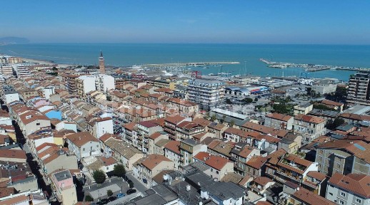 Terratetto unifamiliare corso Dalmazia, Centro, Civitanova Marche