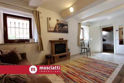 Matelica, Via Casette San Domenico, 8
