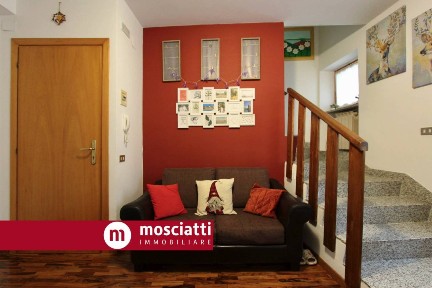 Matelica, Vicolo Case Bruciate, 8