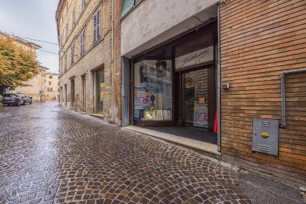 Terratetto unifamiliare via Camillo Benso di Cavour 45, Centro, Corridonia