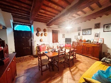 Terratetto unifamiliare 150 m², ottimo stato, Pioraco