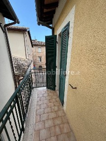 Terratetto unifamiliare 98 m², buono stato, Centro, San Severino Marche