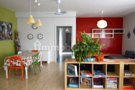 Terratetto plurifamiliare 345 m², buono stato, Montelupone