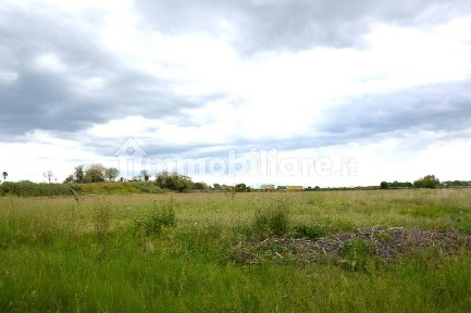Terratetto plurifamiliare 252 m², da ristrutturare, Potenza Picena