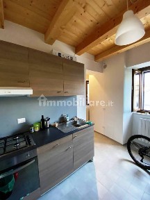 Terratetto unifamiliare 87 m², ottimo stato, Centro, San Severino Marche