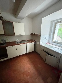 Terratetto unifamiliare 101 m², buono stato, Centro, Esanatoglia