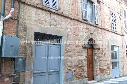 Terratetto unifamiliare 212 m², buono stato, Montefano