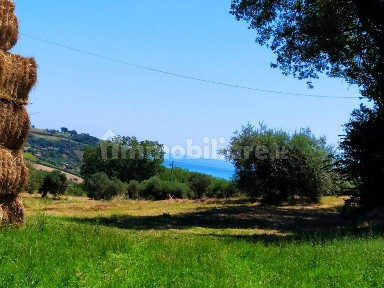 Terratetto unifamiliare 180 m², da ristrutturare, Civitanova Alta, Civitanova Marche