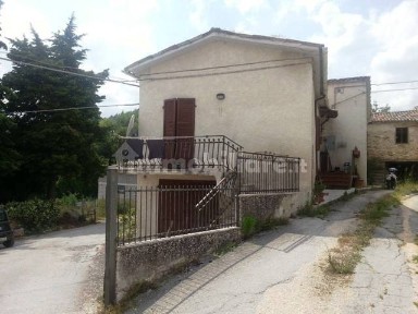 Terratetto unifamiliare Unnamed Road, San Severino Marche