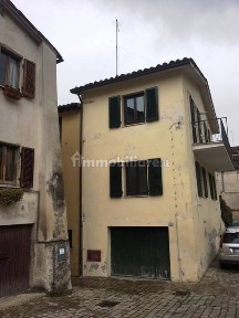 Terratetto unifamiliare 103 m², ottimo stato, Centro, San Severino Marche