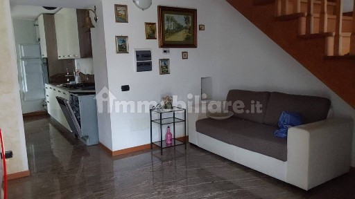Terratetto unifamiliare 166 m², Sforzacosta, Macerata