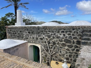 Dammuso via Kufurà Sopra, Pantelleria
