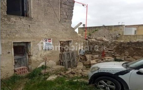 Rustico - casale all'asta Contrada Marotta, Valderice