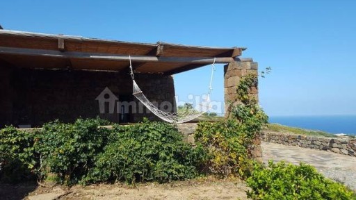 Dammuso, ottimo stato, 113 m², Pantelleria